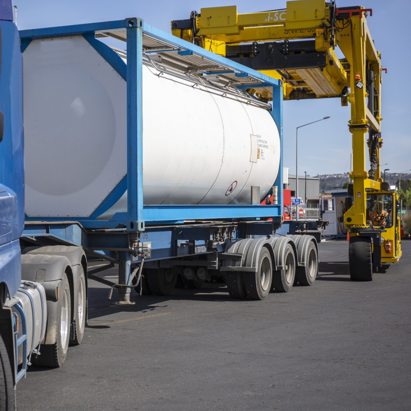 Bulk-Liquid-Chemicals